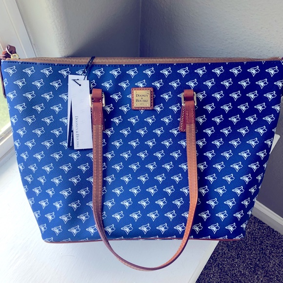 dooney and bourke zip top shopper